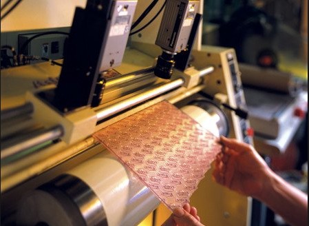 Cinta del montaje del pegamento de goma de Flexo para Postprint de cartón corrugado