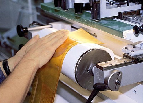 Flexo que imprime la cinta pegajosa para la impresión en offset seca