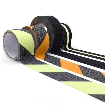 Abrasive Surface Floor Grip Strips For Industrial Floor Hazard Areas Strong Adhesion