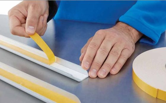 1mm Thickness Black Coated Heat-Resistant PE Foam Tape Double Sided Acrylic Adhesive