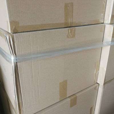 Cinta adhesiva de fibra de vidrio transparente de un solo lado reforzada con 48 mm * 20m Tamaño y espesor de 150mic para sellar y enmascarar