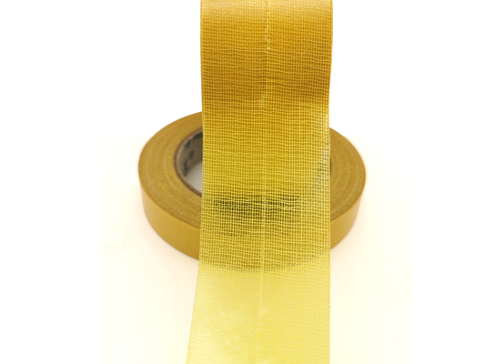 Cinta adhesiva echada a un lado doble amarillo de la alfombra del derretimiento caliente adaptable del tamaño para la exposición